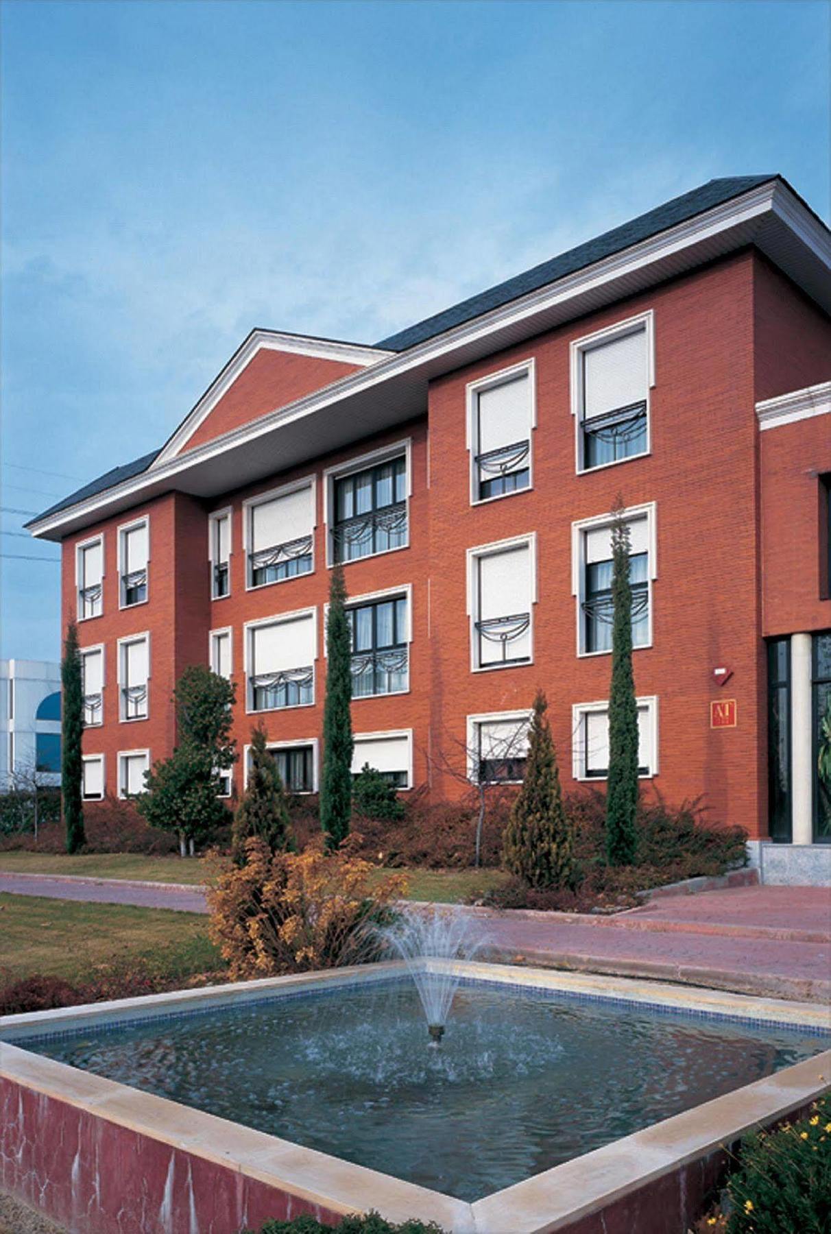 Apartamentos Th La Florida Madrid Exterior foto