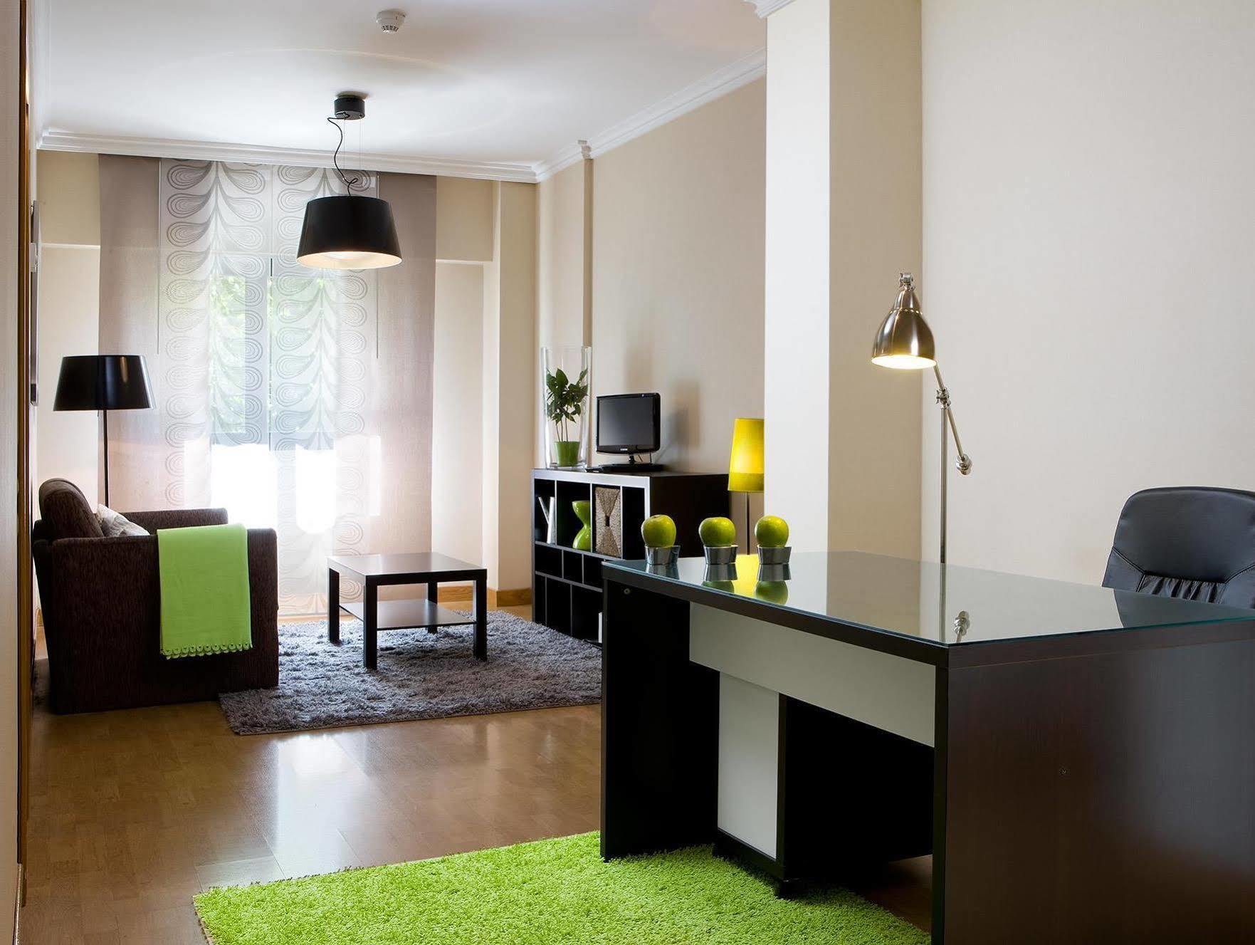 Apartamentos Th La Florida Madrid Exterior foto